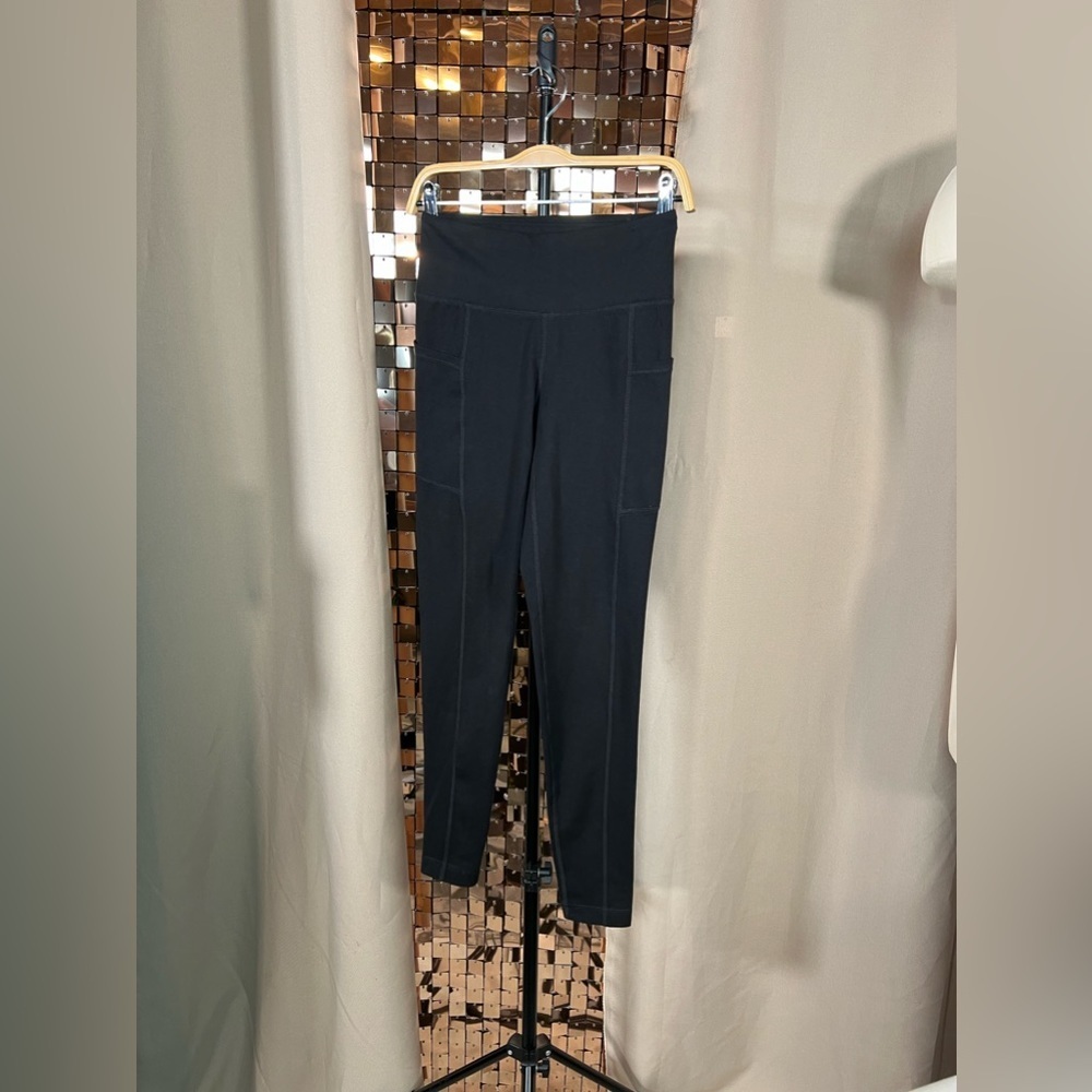 Athletic Works Black Leggings With Pockets Dry More Tech Size Small